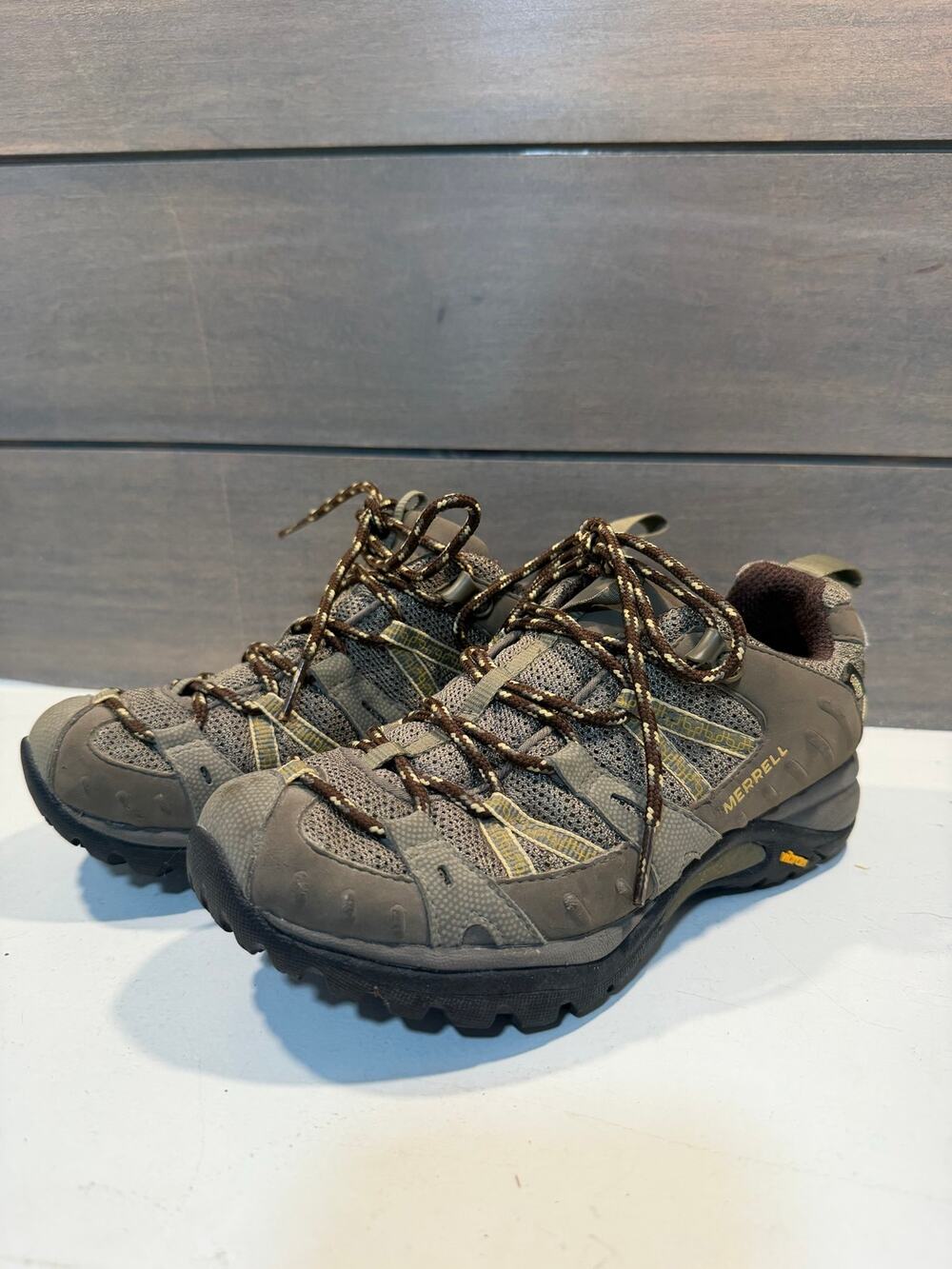 Merrell Siren Womens Hiking Shoe Brown Gray Size 5.5 Outdoor Casual
